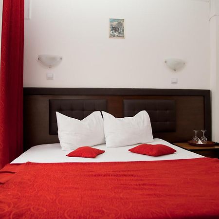 Hotel Metropol Piteşti Chambre photo