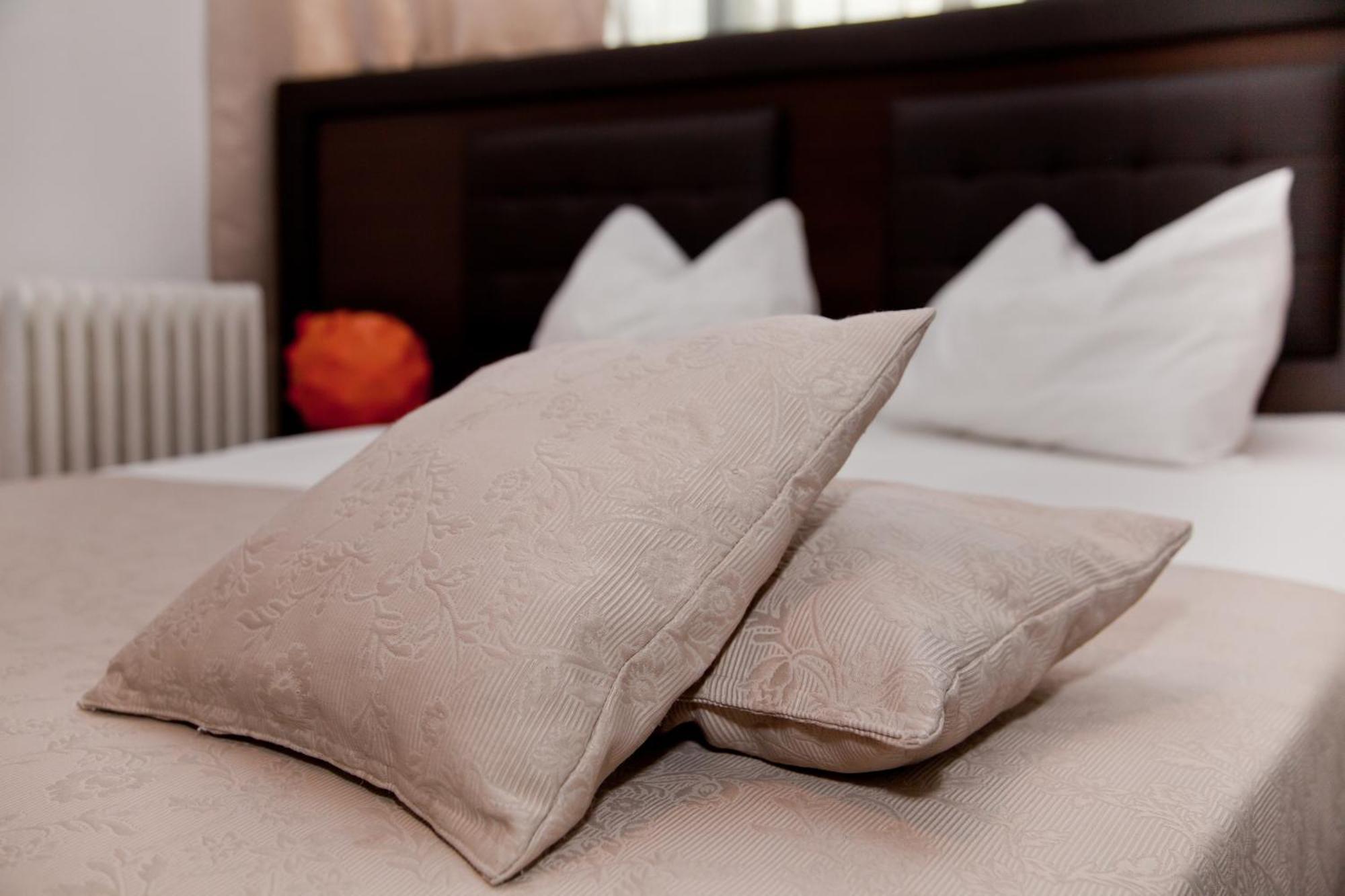 Hotel Metropol Piteşti Chambre photo