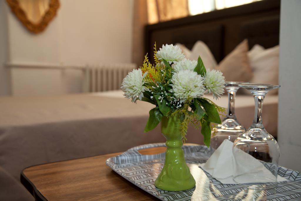 Hotel Metropol Piteşti Chambre photo