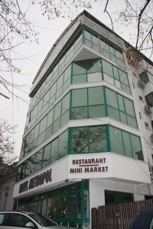 Hotel Metropol Piteşti Extérieur photo