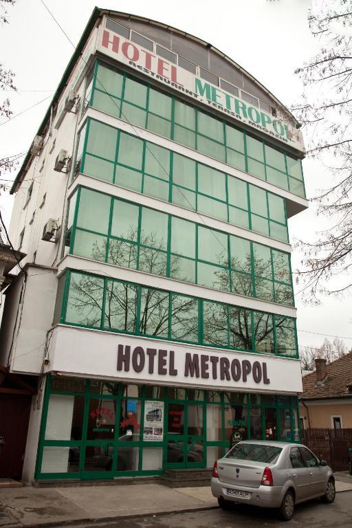Hotel Metropol Piteşti Extérieur photo