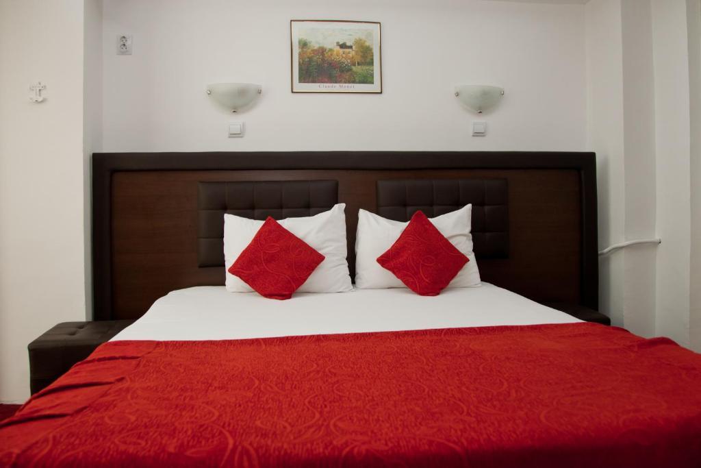 Hotel Metropol Piteşti Extérieur photo