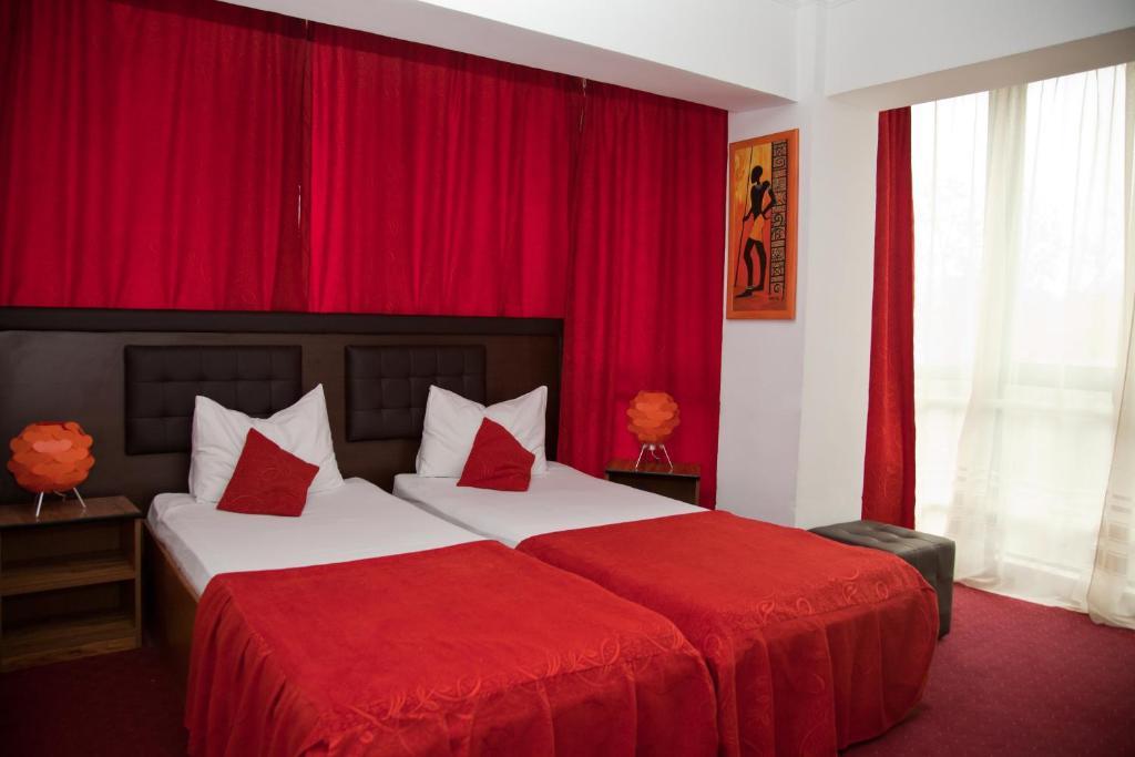 Hotel Metropol Piteşti Extérieur photo